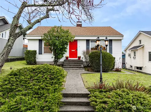 4048 36th Ave SW, Seattle, WA 98126
