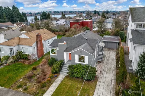 Exterior - 1317 N 79th St, Seattle, WA 98103 photo 9 of 10