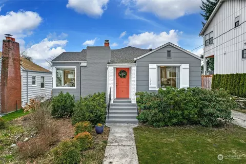 Exterior - 1317 N 79th St, Seattle, WA 98103 photo 2 of 10