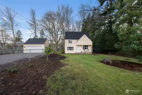 12116 208th St SE, Kent, WA 98031