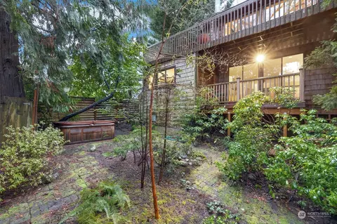 1810 25th Ave E, Seattle, WA 98112 photo 23