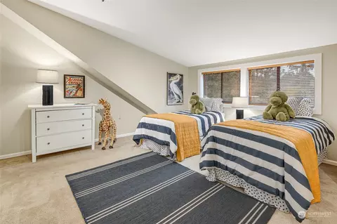 1810 25th Ave E, Seattle, WA 98112 photo 12