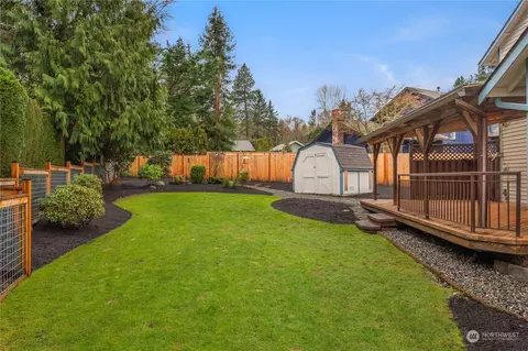 716 213th St SE, Bothell, WA 98021 photo 2