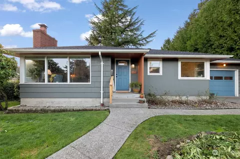 1103 N Rainier Ave, Bremerton, WA 98312
