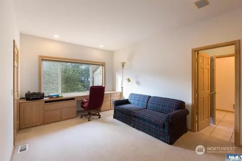 Living - 485 Doe Run Rd, Sequim, WA 98382 photo 8 of 8