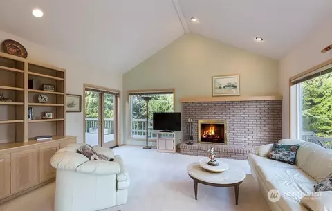 Living - 485 Doe Run Rd, Sequim, WA 98382 photo 6 of 8