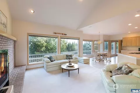 Living - 485 Doe Run Rd, Sequim, WA 98382 photo 5 of 8