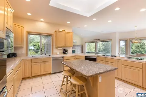 Kitchen - 485 Doe Run Rd, Sequim, WA 98382 photo 2 of 6