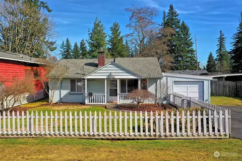 21705 53rd Ave W, Mountlake Terrace, WA 98043