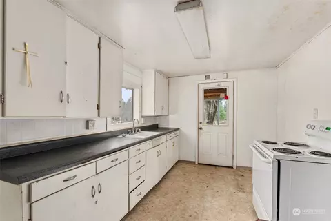 268 Tauscher Rd, Onalaska, WA 98570 photo 12