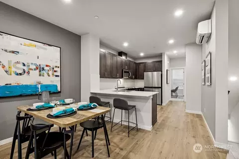 Dining - 1820 201st Pl SE #C3, Bothell, WA 98012 photo 2 of 2