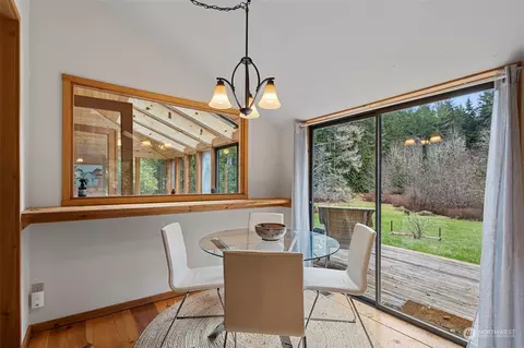 Dining - 4391 Peaceful Pl, Langley, WA 98260 photo 2 of 2
