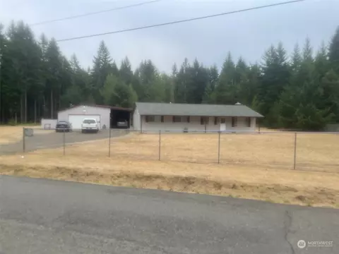 200 SE Rim Ln, Port Orchard, WA 98367