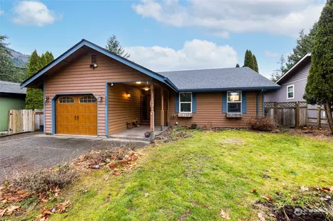 3058 Glenhaven Dr, Sedro Woolley, WA 98284