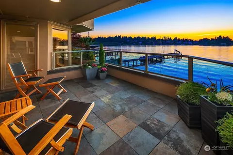 4817 Lake Washington Blvd NE #3, Kirkland, WA 98033