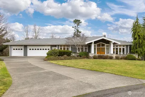 1227 Broad St, Bellingham, WA 98229