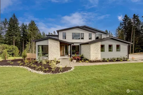 2716 220th Pl SW, Brier, WA 98036