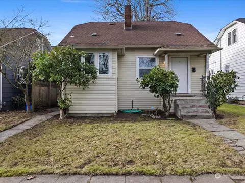 1608 Mcdougall Ave, Everett, WA 98201