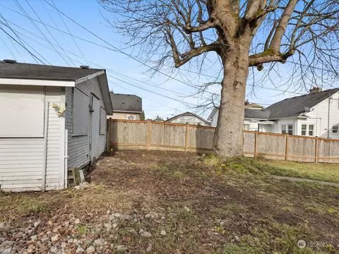 1608 Mcdougall Ave, Everett, WA 98201 photo 19