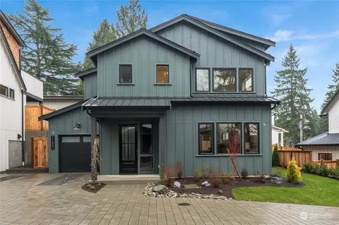 11807 NE 75th Ln, Kirkland, WA 98033