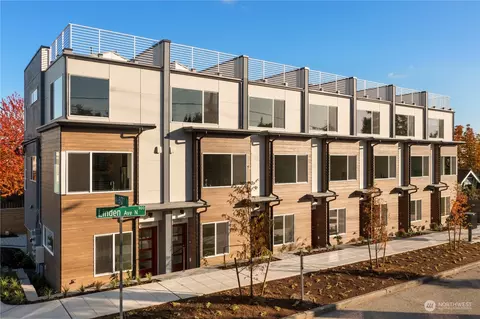 9622 Linden Ave N, Seattle, WA 98103