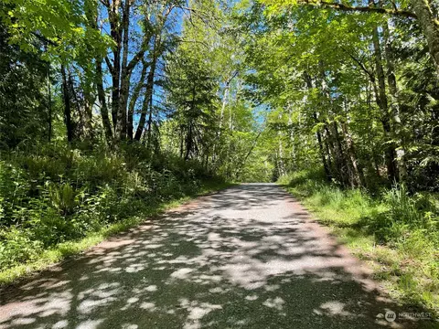 23903 144th St E, Buckley, WA 98321