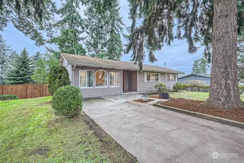 25051 21st Ave S, Kent, WA 98032