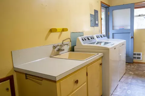 Other - 1712 Rainier Ave, Everett, WA 98201 photo 5 of 6