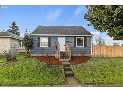302 15th Ave, Longview, WA 98632
