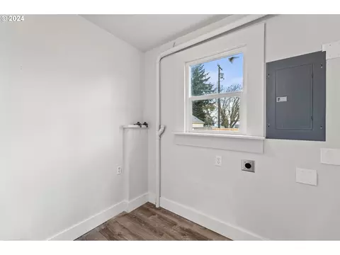 Other - 302 15th Ave, Longview, WA 98632 photo 9 of 10