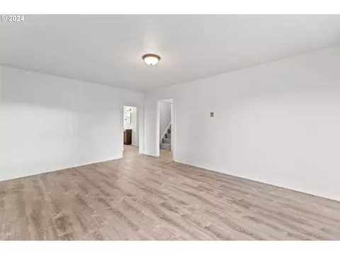 Other - 302 15th Ave, Longview, WA 98632 photo 2 of 10