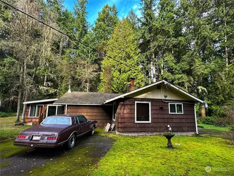 11680 N Madison Ave NE, Bainbridge Island, WA 98110