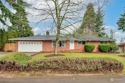 9404 NE 8th St, Vancouver, WA 98664