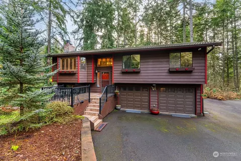 16656 Seminole Rd NE, Poulsbo, WA 98370