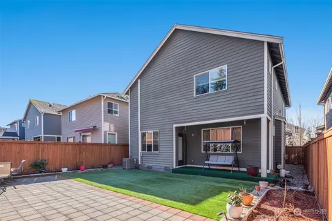 Exterior - 17315 42nd Ave SE, Bothell, WA 98012 photo 5 of 7
