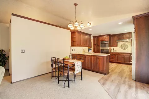 Kitchen - 24127 SE 376th St, Enumclaw, WA 98022 photo 1 of 5
