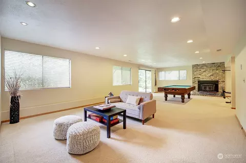 Living - 24127 SE 376th St, Enumclaw, WA 98022 photo 5 of 6