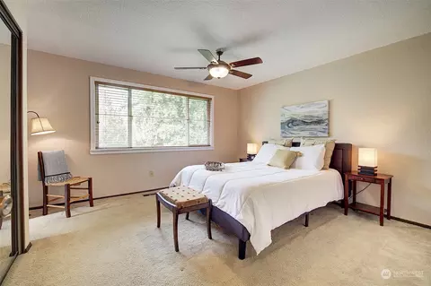 Bedroom - 24127 SE 376th St, Enumclaw, WA 98022 photo 1 of 4