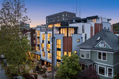 1122 C 13th Ave, Seattle, WA 98122