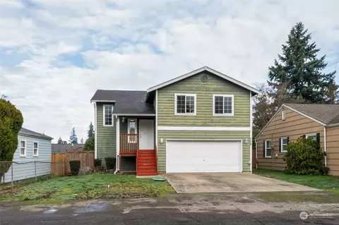 775 115th St S, Tacoma, WA 98444