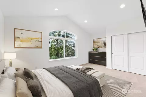 Bedroom - 19005 Grannis Rd, Bothell, WA 98012 photo 2 of 6
