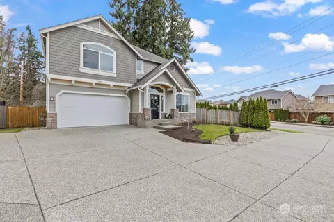 Exterior - 19005 Grannis Rd, Bothell, WA 98012 photo 2 of 10