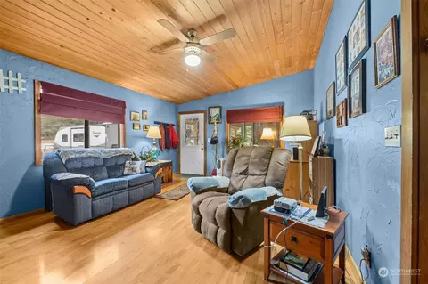 542 Larch Ln, Cusick, WA 99119 photo 27