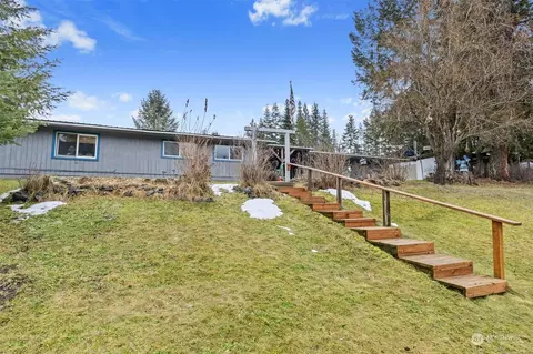 542 Larch Ln, Cusick, WA 99119 photo 5