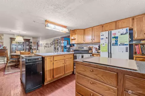 542 Larch Ln, Cusick, WA 99119 photo 22