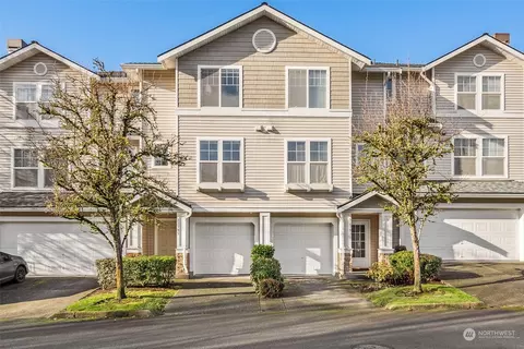 22705 43rd Ave S, Kent, WA 98032