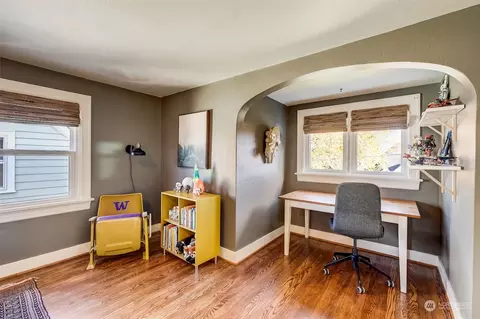 Bedroom - 1020 Colby Ave, Everett, WA 98201 photo 4 of 11