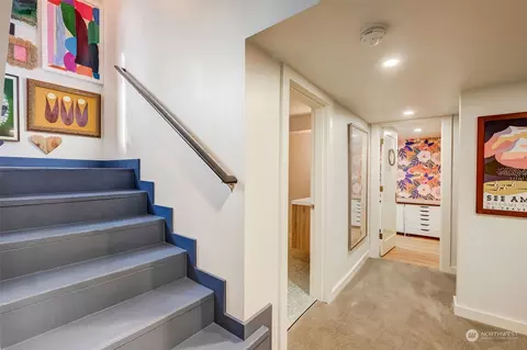 Entry Way - 1020 Colby Ave, Everett, WA 98201 photo 7 of 7