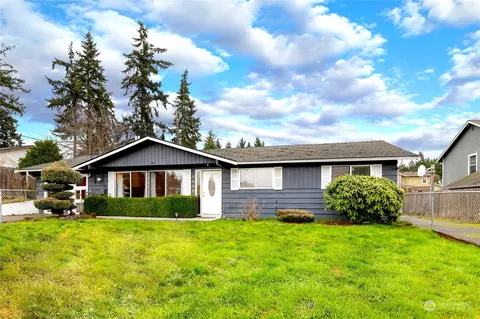 9690 Olson Rd NW, Bremerton, WA 98311