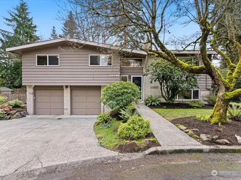 18406 60th Pl NE, Kenmore, WA 98028